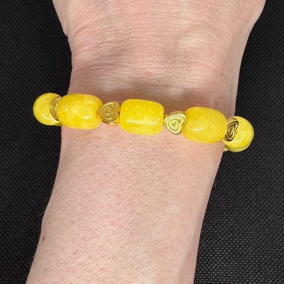 Honey Jade bracelet hearts gemstone stretchy handmade yellow gold tone color - Picture 7 of 8